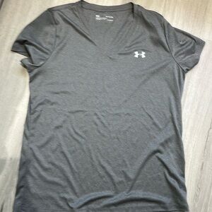 Under Armour jogging shirt